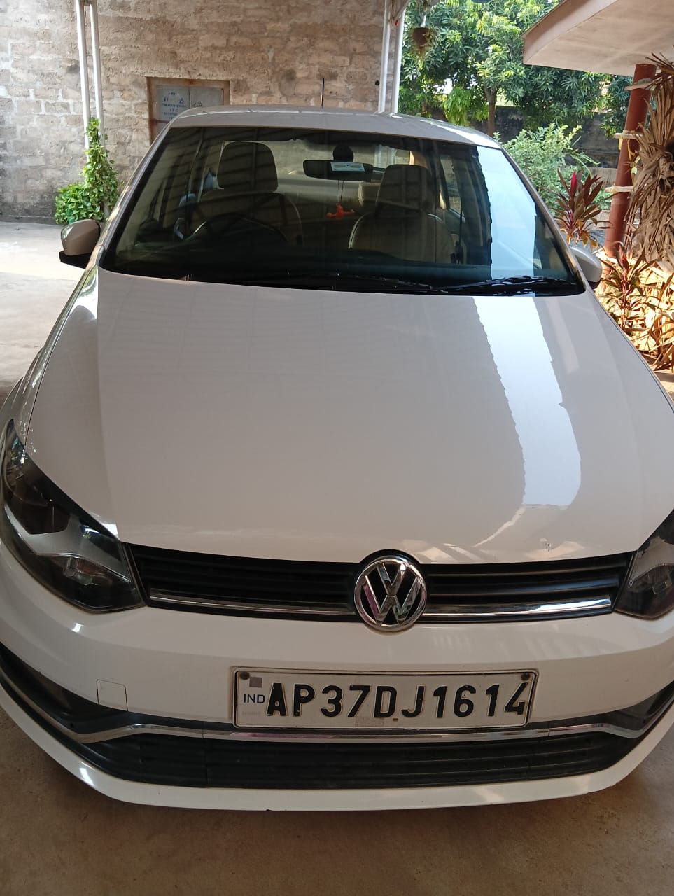 Volkswagen Ameo(2016-2019) Highline 1.2l Plus (p)